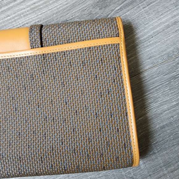 Yves Saint Laurent YSL Vintage Clutch - Picture 7 of 14